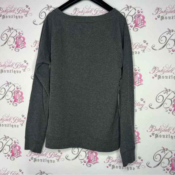 Disneyland resort sweater pull over crew neck California adventure and magic - Picture 3 of 11